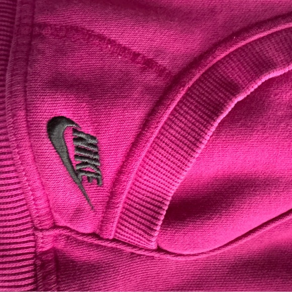 Vintage hot pink Nike hoodie - Picture 4 of 6